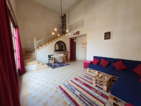Antique apartment in Downtown - Unique Experience